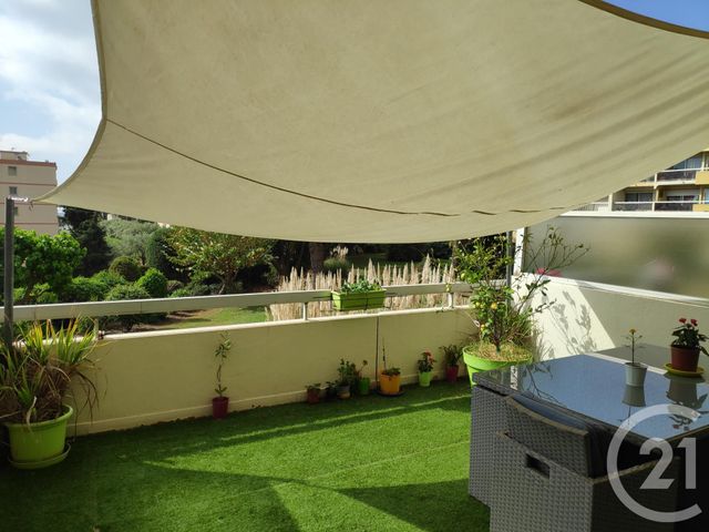 Appartement F3 à vendre - 3 pièces - 77.74 m2 - ANTIBES - 06 - PROVENCE-ALPES-COTE-D-AZUR - Century 21 Roi Soleil