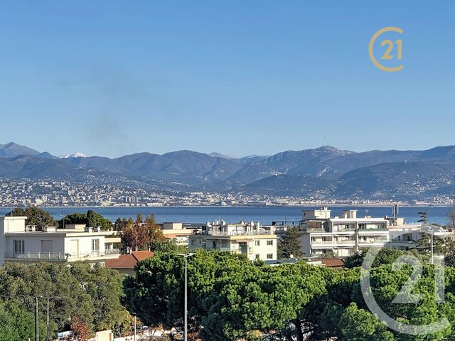 Appartement F3 à vendre - 3 pièces - 70.59 m2 - ANTIBES - 06 - PROVENCE-ALPES-COTE-D-AZUR - Century 21 Roi Soleil