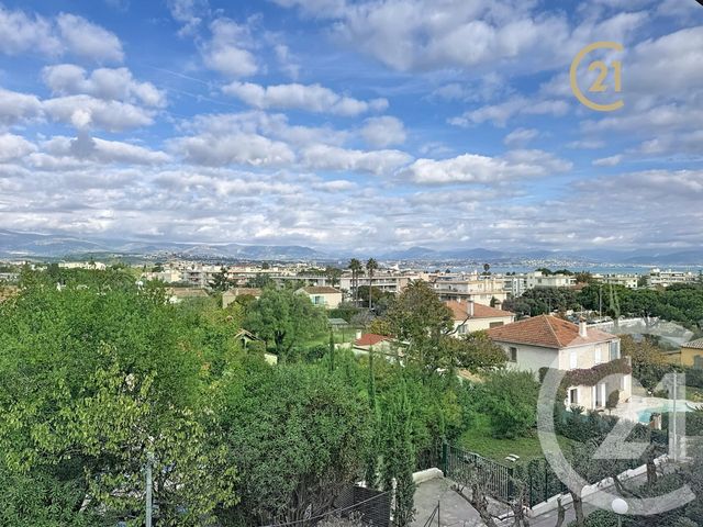 Appartement F3 à vendre - 3 pièces - 70.59 m2 - ANTIBES - 06 - PROVENCE-ALPES-COTE-D-AZUR - Century 21 Roi Soleil