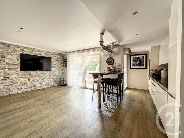 Appartement F3 à louer - 3 pièces - 61.79 m2 - VILLENEUVE LOUBET - 06 - PROVENCE-ALPES-COTE-D-AZUR - Century 21 Roi Soleil