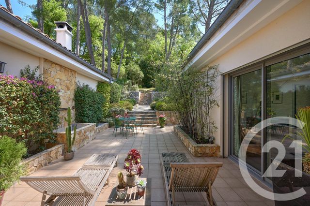 maison à vendre - 9 pièces - 408.0 m2 - MOUGINS - 06 - PROVENCE-ALPES-COTE-D-AZUR - Century 21 Roi Soleil