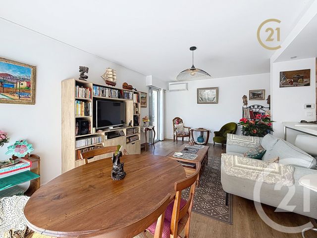 Afficher la photo en grand Appartement à vendre - 3 pièces - 78.36 m2 - ANTIBES - 06 - PROVENCE-ALPES-COTE-D-AZUR - Century 21 Roi Soleil