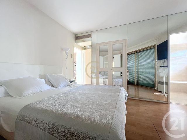Afficher la photo en grand Appartement F4 à vendre - 4 pièces - 134.39 m2 - CANNES - 06 - PROVENCE-ALPES-COTE-D-AZUR - Century 21 Roi Soleil