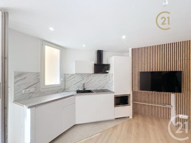 Appartement F2 à vendre - 2 pièces - 35.6 m2 - ANTIBES - 06 - PROVENCE-ALPES-COTE-D-AZUR - Century 21 Roi Soleil