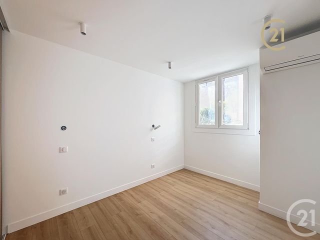 Appartement F2 à vendre - 2 pièces - 35.6 m2 - ANTIBES - 06 - PROVENCE-ALPES-COTE-D-AZUR - Century 21 Roi Soleil