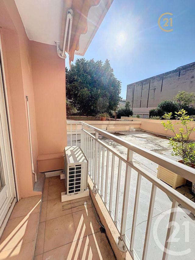 Appartement F2 à vendre - 2 pièces - 35.6 m2 - ANTIBES - 06 - PROVENCE-ALPES-COTE-D-AZUR - Century 21 Roi Soleil