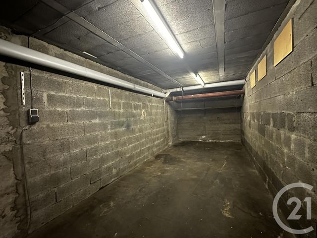 parking à louer - 15.36 m2 - ANTIBES - 06 - PROVENCE-ALPES-COTE-D-AZUR - Century 21 Roi Soleil