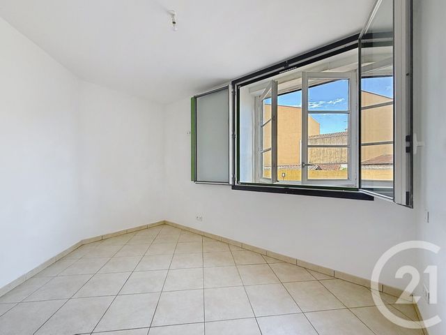 Appartement F4 à vendre - 4 pièces - 102.33 m2 - VALLAURIS - 06 - PROVENCE-ALPES-COTE-D-AZUR - Century 21 Roi Soleil