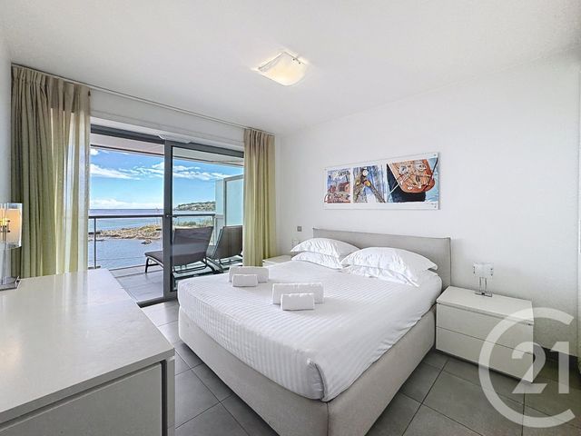 Appartement F2 à vendre - 2 pièces - 51.1 m2 - ANTIBES - 06 - PROVENCE-ALPES-COTE-D-AZUR - Century 21 Roi Soleil