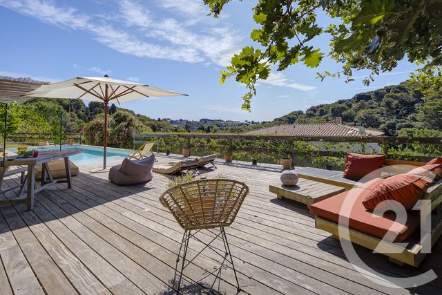 maison à vendre - 4 pièces - 220.0 m2 - ANTIBES - 06 - PROVENCE-ALPES-COTE-D-AZUR - Century 21 Roi Soleil