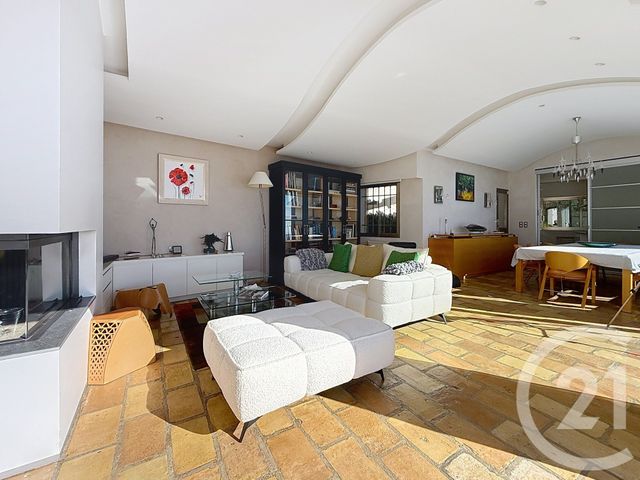 maison à vendre - 7 pièces - 230.0 m2 - VALLAURIS - 06 - PROVENCE-ALPES-COTE-D-AZUR - Century 21 Roi Soleil