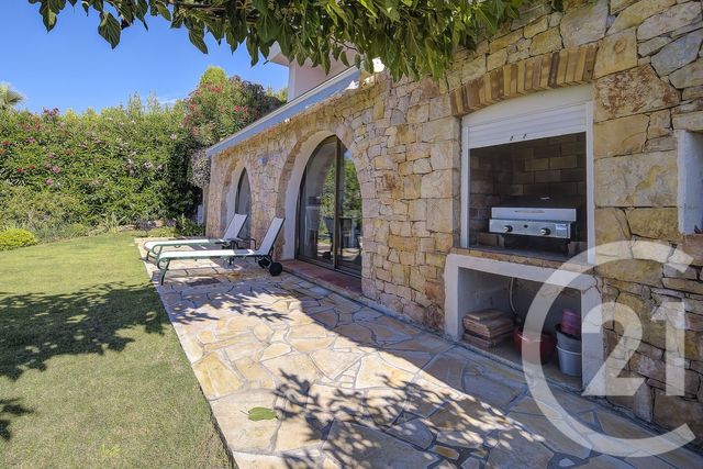 maison à vendre - 7 pièces - 230.0 m2 - VALLAURIS - 06 - PROVENCE-ALPES-COTE-D-AZUR - Century 21 Roi Soleil