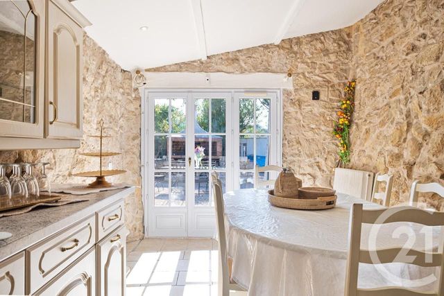 maison à vendre - 6 pièces - 201.97 m2 - ANTIBES - 06 - PROVENCE-ALPES-COTE-D-AZUR - Century 21 Roi Soleil