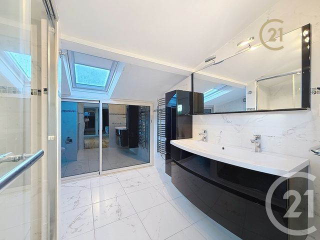 maison à vendre - 6 pièces - 201.97 m2 - ANTIBES - 06 - PROVENCE-ALPES-COTE-D-AZUR - Century 21 Roi Soleil