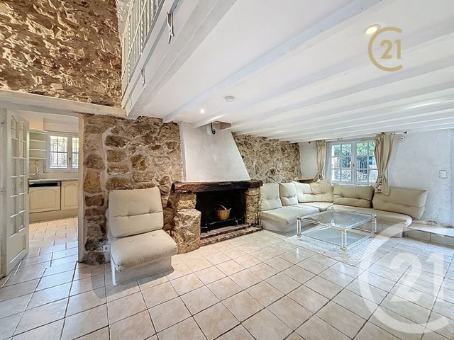 maison à vendre - 6 pièces - 201.97 m2 - ANTIBES - 06 - PROVENCE-ALPES-COTE-D-AZUR - Century 21 Roi Soleil