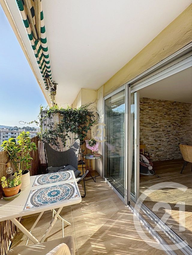 Afficher la photo en grand Appartement F3 à vendre - 3 pièces - 70.0 m2 - LE CANNET - 06 - PROVENCE-ALPES-COTE-D-AZUR - Century 21 Roi Soleil