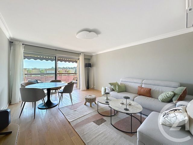 Appartement F3 à vendre - 3 pièces - 66.89 m2 - ANTIBES - 06 - PROVENCE-ALPES-COTE-D-AZUR - Century 21 Roi Soleil