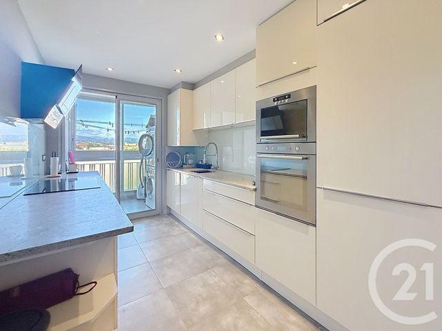 Appartement F3 à vendre - 3 pièces - 66.89 m2 - ANTIBES - 06 - PROVENCE-ALPES-COTE-D-AZUR - Century 21 Roi Soleil