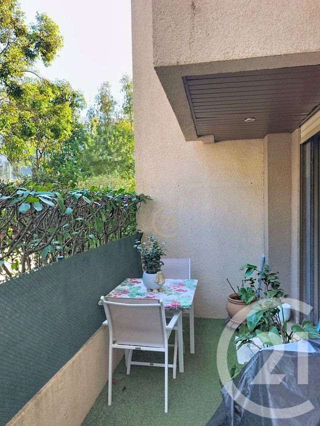 Appartement F3 à vendre - 3 pièces - 64.3 m2 - VALLAURIS - 06 - PROVENCE-ALPES-COTE-D-AZUR - Century 21 Roi Soleil