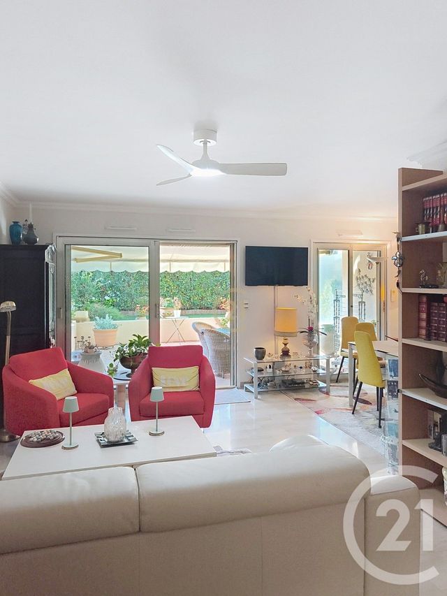 Appartement F3 à vendre - 3 pièces - 64.3 m2 - VALLAURIS - 06 - PROVENCE-ALPES-COTE-D-AZUR - Century 21 Roi Soleil