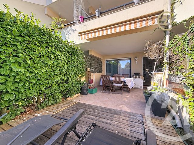 Afficher la photo en grand Appartement F3 à vendre - 3 pièces - 53.71 m2 - ANTIBES - 06 - PROVENCE-ALPES-COTE-D-AZUR - Century 21 Roi Soleil