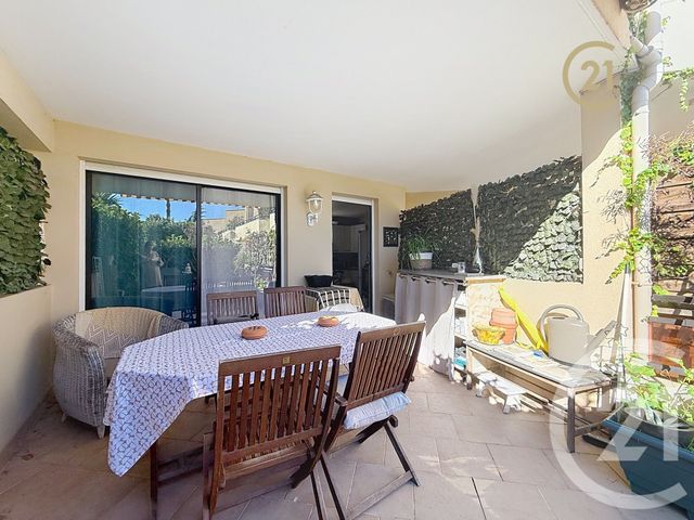 Afficher la photo en grand Appartement F3 à vendre - 3 pièces - 53.71 m2 - ANTIBES - 06 - PROVENCE-ALPES-COTE-D-AZUR - Century 21 Roi Soleil