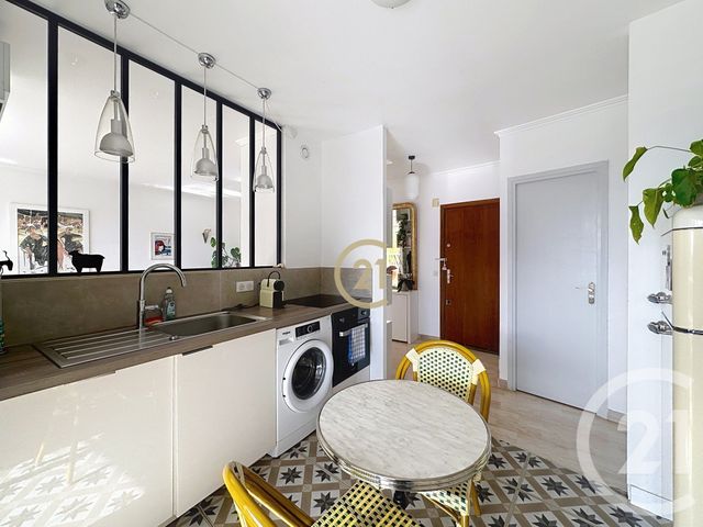 Appartement F2 à louer - 2 pièces - 55.58 m2 - ANTIBES - 06 - PROVENCE-ALPES-COTE-D-AZUR - Century 21 Roi Soleil