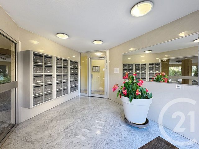 Appartement F2 à vendre - 2 pièces - 47.19 m2 - ANTIBES - 06 - PROVENCE-ALPES-COTE-D-AZUR - Century 21 Roi Soleil