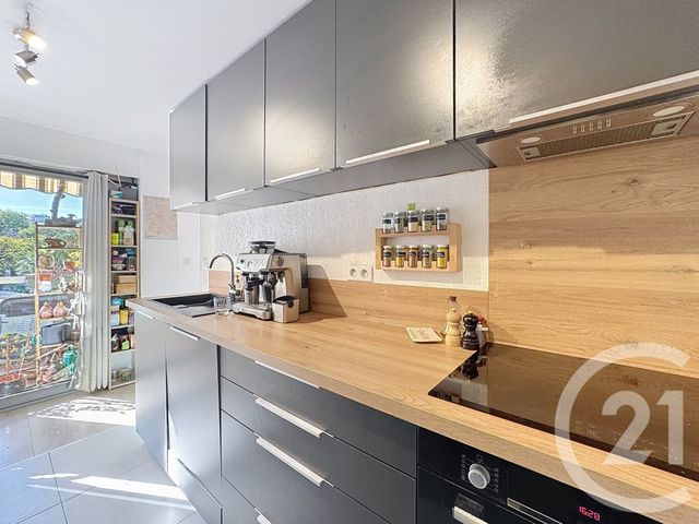 Appartement F2 à vendre - 2 pièces - 47.19 m2 - ANTIBES - 06 - PROVENCE-ALPES-COTE-D-AZUR - Century 21 Roi Soleil