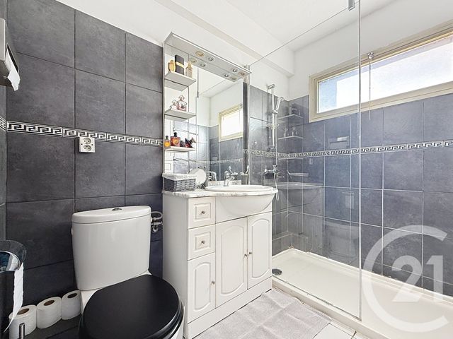 Appartement F3 à vendre - 3 pièces - 79.0 m2 - ANTIBES - 06 - PROVENCE-ALPES-COTE-D-AZUR - Century 21 Roi Soleil