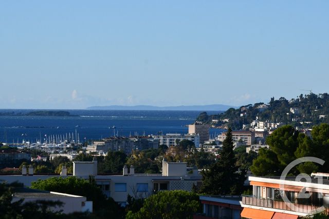 Appartement F3 à vendre - 3 pièces - 79.0 m2 - ANTIBES - 06 - PROVENCE-ALPES-COTE-D-AZUR - Century 21 Roi Soleil