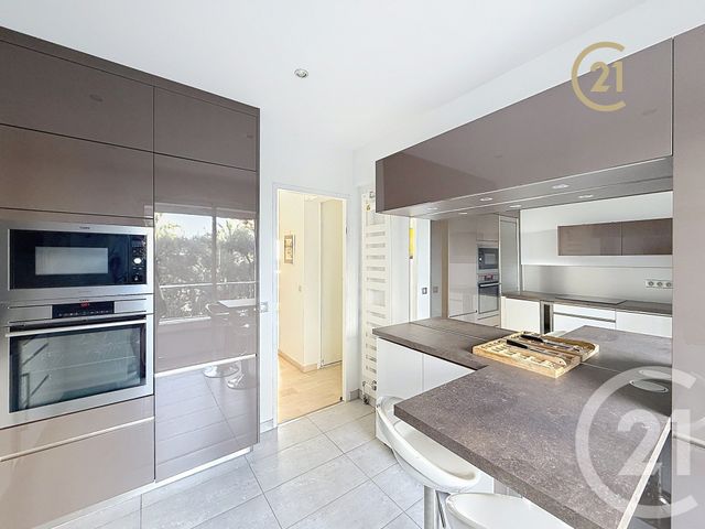Appartement F3 à vendre - 3 pièces - 72.49 m2 - ANTIBES - 06 - PROVENCE-ALPES-COTE-D-AZUR - Century 21 Roi Soleil