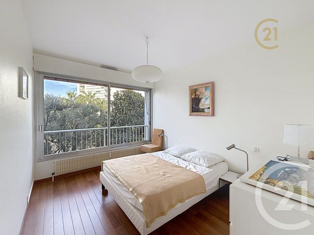 Appartement F3 à vendre - 3 pièces - 72.49 m2 - ANTIBES - 06 - PROVENCE-ALPES-COTE-D-AZUR - Century 21 Roi Soleil