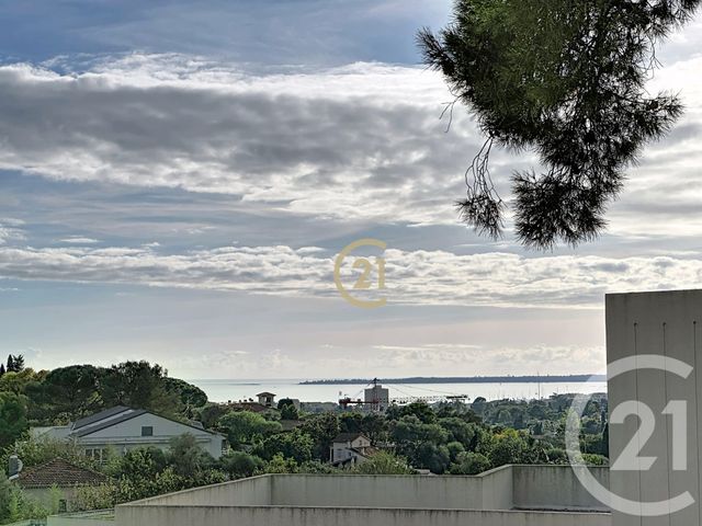 Appartement F2 à louer - 2 pièces - 43.54 m2 - ANTIBES - 06 - PROVENCE-ALPES-COTE-D-AZUR - Century 21 Roi Soleil