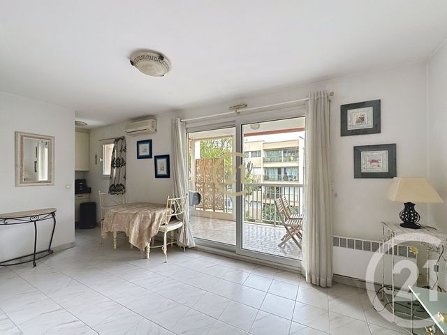 Appartement F1 à louer - 1 pièce - 22.46 m2 - ANTIBES - 06 - PROVENCE-ALPES-COTE-D-AZUR - Century 21 Roi Soleil