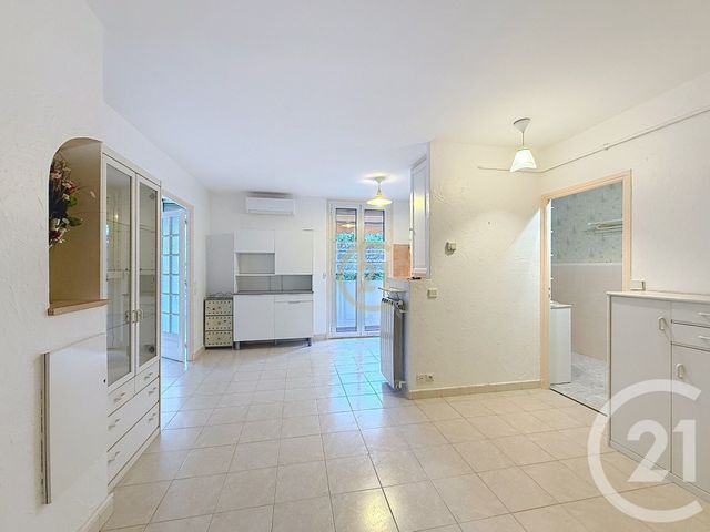 Appartement F2 à vendre - 2 pièces - 37.57 m2 - ANTIBES - 06 - PROVENCE-ALPES-COTE-D-AZUR - Century 21 Roi Soleil