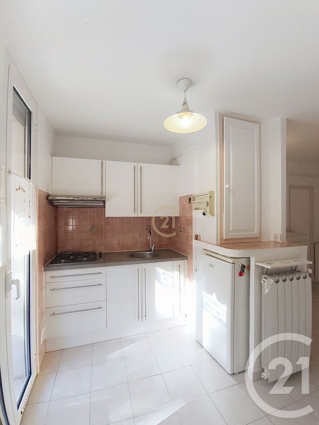 Appartement F2 à vendre - 2 pièces - 37.57 m2 - ANTIBES - 06 - PROVENCE-ALPES-COTE-D-AZUR - Century 21 Roi Soleil