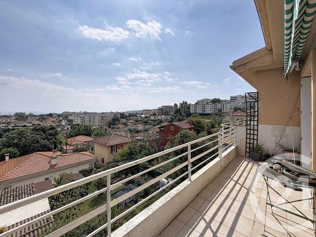 Appartement F3 à vendre - 3 pièces - 58.0 m2 - ANTIBES - 06 - PROVENCE-ALPES-COTE-D-AZUR - Century 21 Roi Soleil