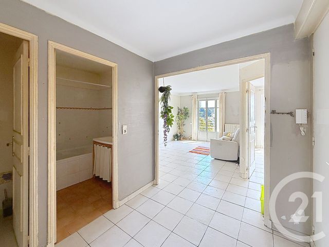 Appartement F3 à vendre - 3 pièces - 58.0 m2 - ANTIBES - 06 - PROVENCE-ALPES-COTE-D-AZUR - Century 21 Roi Soleil