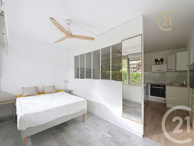 Appartement F1 à vendre - 1 pièce - 32.01 m2 - JUAN LES PINS - 06 - PROVENCE-ALPES-COTE-D-AZUR - Century 21 Roi Soleil