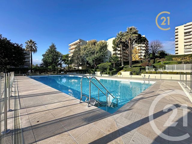 Appartement F1 à vendre - 1 pièce - 32.01 m2 - JUAN LES PINS - 06 - PROVENCE-ALPES-COTE-D-AZUR - Century 21 Roi Soleil