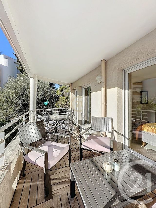 Appartement F2 à louer - 2 pièces - 43.81 m2 - JUAN LES PINS - 06 - PROVENCE-ALPES-COTE-D-AZUR - Century 21 Roi Soleil