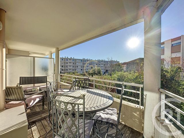 Appartement F2 à louer JUAN LES PINS