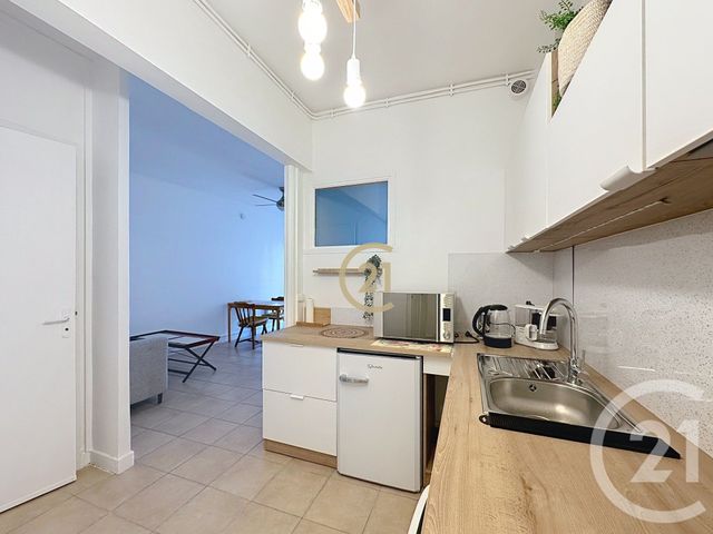 Appartement F2 à louer - 2 pièces - 36.99 m2 - NICE - 06 - PROVENCE-ALPES-COTE-D-AZUR - Century 21 Roi Soleil