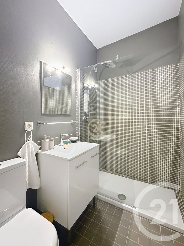 Appartement F2 à louer - 2 pièces - 36.99 m2 - NICE - 06 - PROVENCE-ALPES-COTE-D-AZUR - Century 21 Roi Soleil