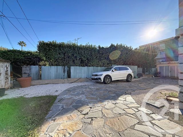 Appartement F3 à vendre - 4 pièces - 99.71 m2 - JUAN LES PINS - 06 - PROVENCE-ALPES-COTE-D-AZUR - Century 21 Roi Soleil