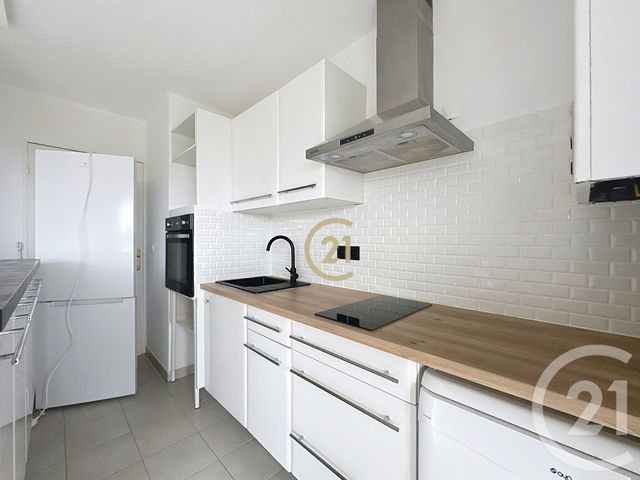 Appartement à louer - 2 pièces - 49.0 m2 - ANTIBES - 06 - PROVENCE-ALPES-COTE-D-AZUR - Century 21 Roi Soleil