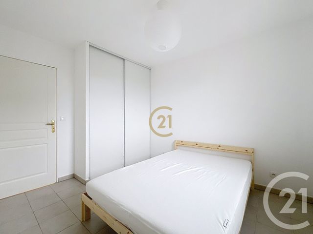 Appartement à louer - 2 pièces - 49.0 m2 - ANTIBES - 06 - PROVENCE-ALPES-COTE-D-AZUR - Century 21 Roi Soleil