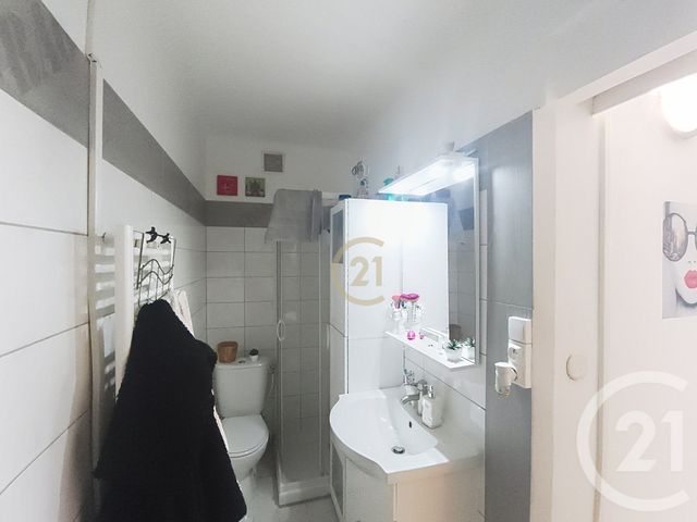 Appartement F2 à vendre - 2 pièces - 30.57 m2 - LE GOLFE JUAN - 06 - PROVENCE-ALPES-COTE-D-AZUR - Century 21 Roi Soleil