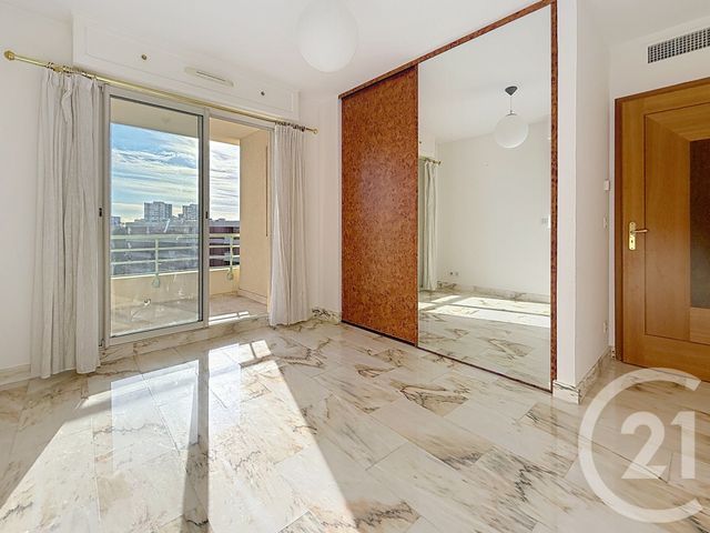 Appartement F4 à vendre - 4 pièces - 125.13 m2 - ANTIBES - 06 - PROVENCE-ALPES-COTE-D-AZUR - Century 21 Roi Soleil